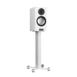monitor_audio_stand_white_iso_front_gold_white-1600