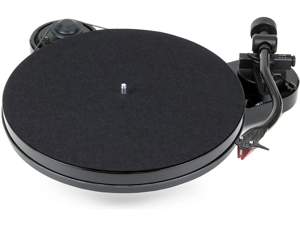 Pro-Ject-RPM-1-Carbon-musta