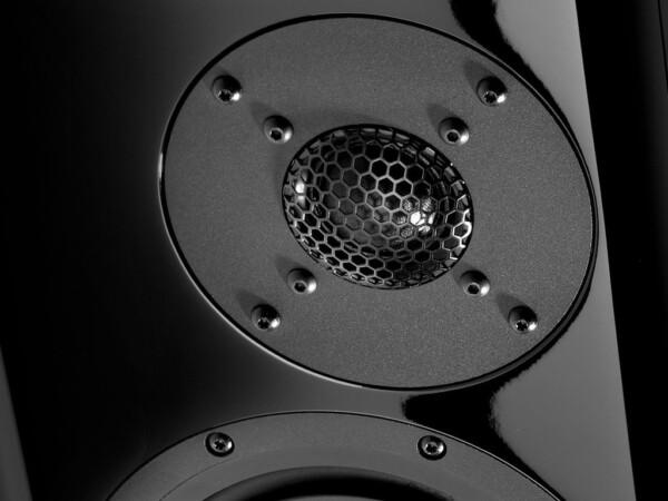 Vienna Acoustics Mozart SE Signature